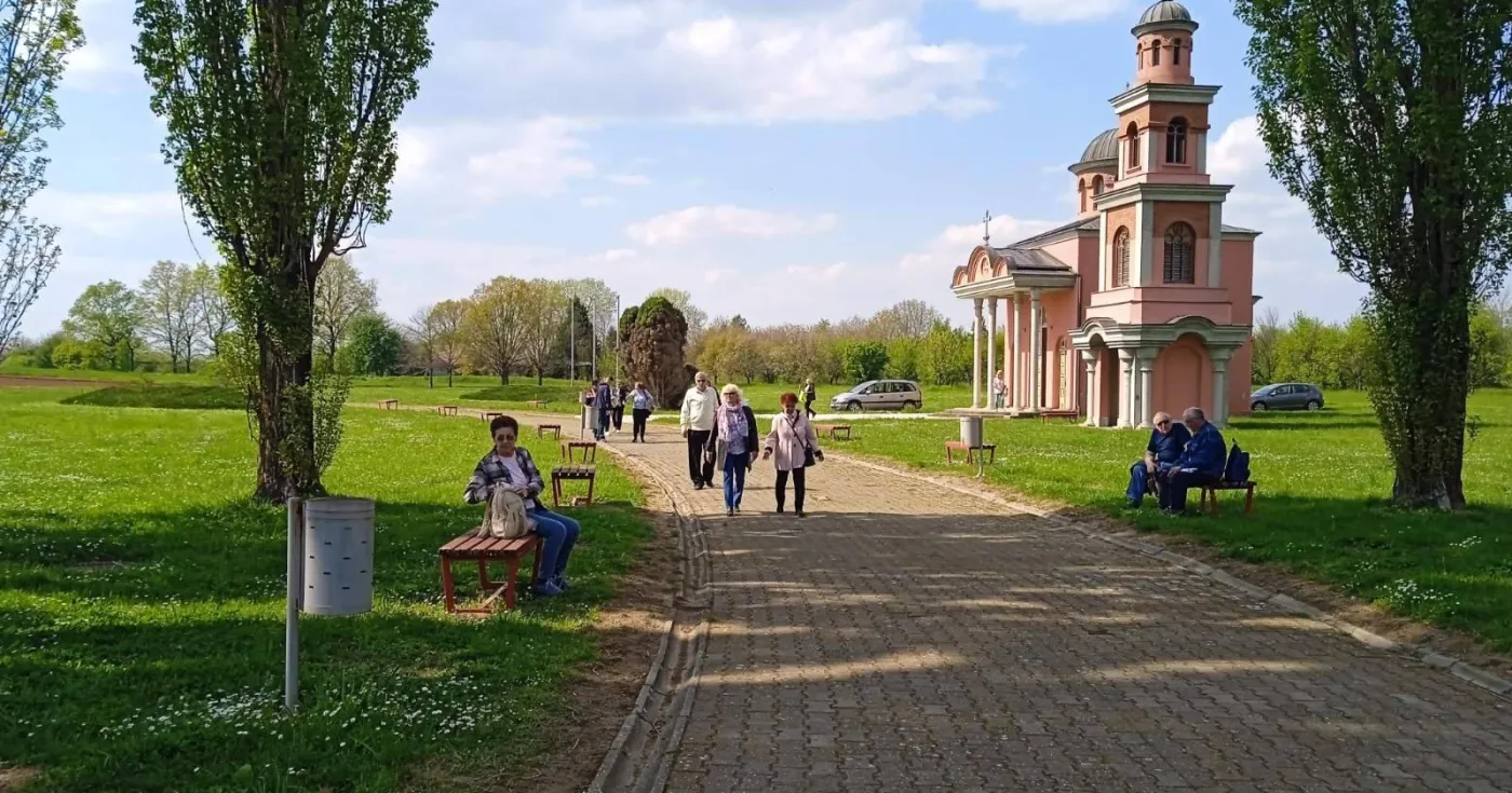 Спомен-комплекс Сремски фронт код Адашеваца